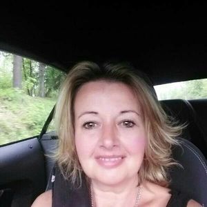 Meet your Posher, Dorinda